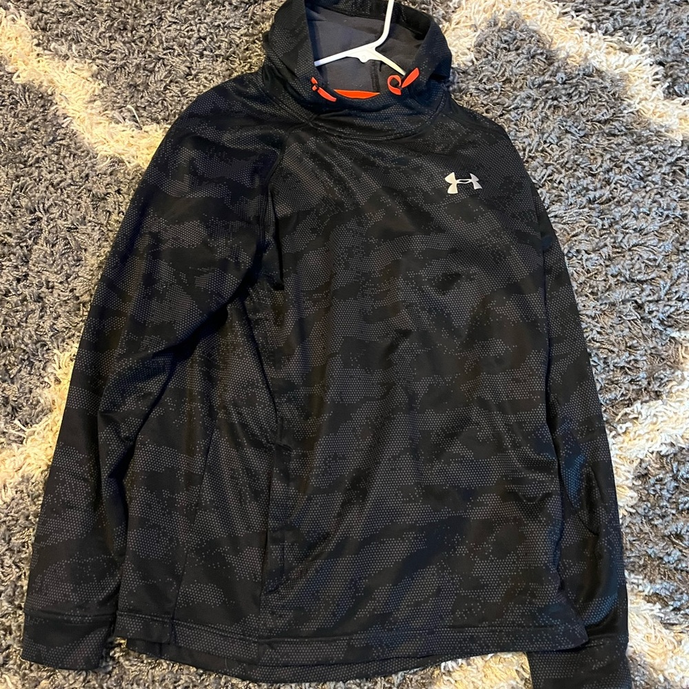 Under Armour hoodie size large